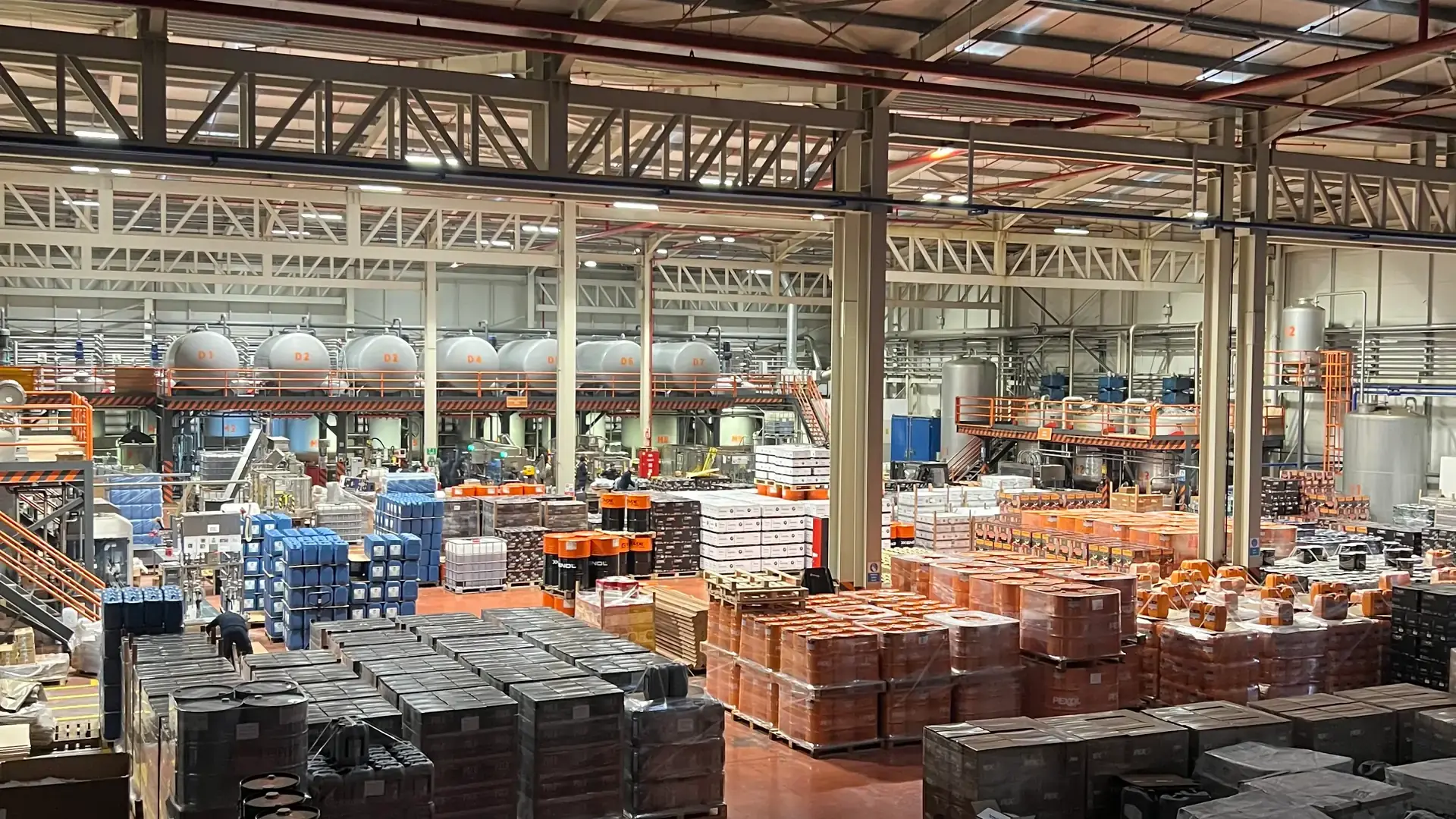 METSAY Automotive warehouse panorama